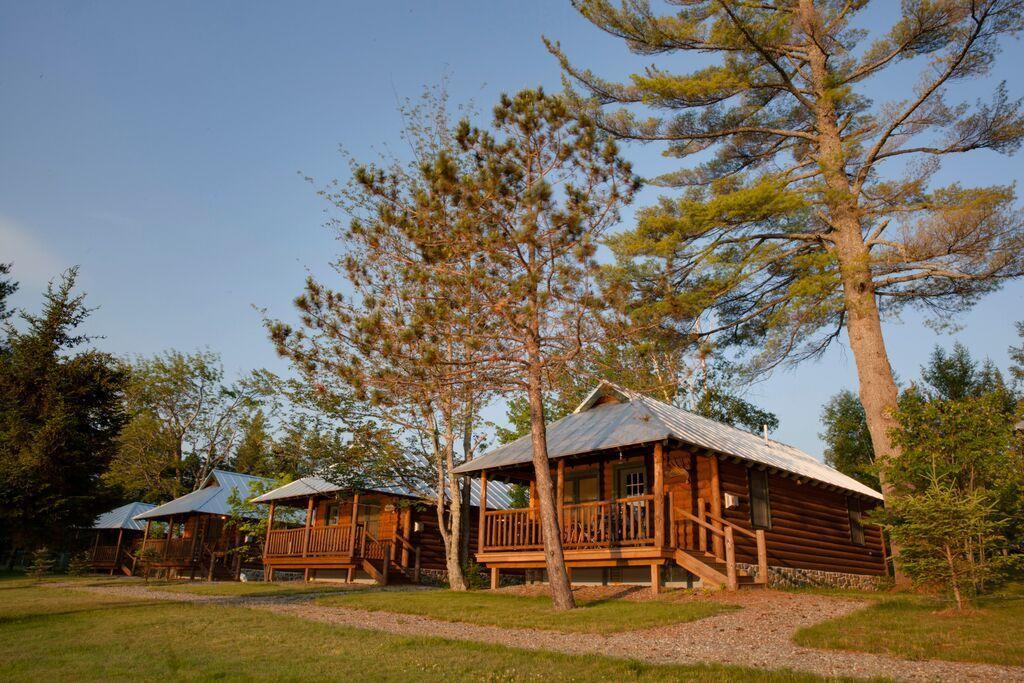 Lake Parlin Lodge & Cabins West Forks Buitenkant foto