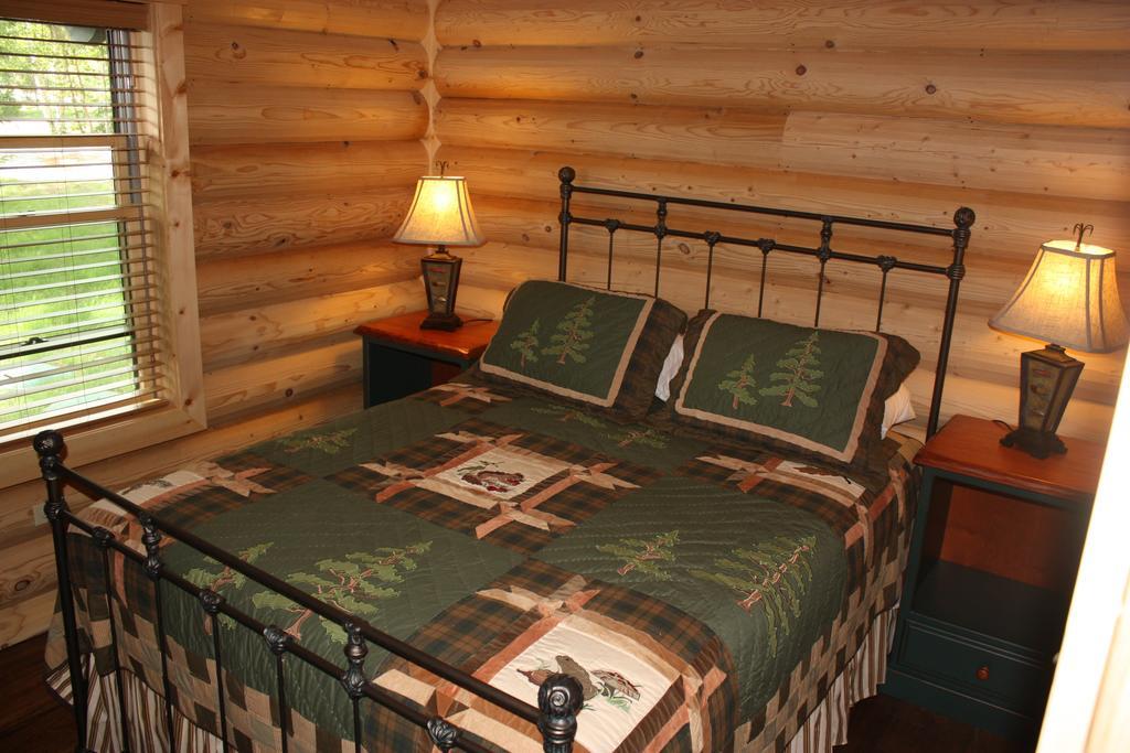 Lake Parlin Lodge & Cabins West Forks Kamer foto