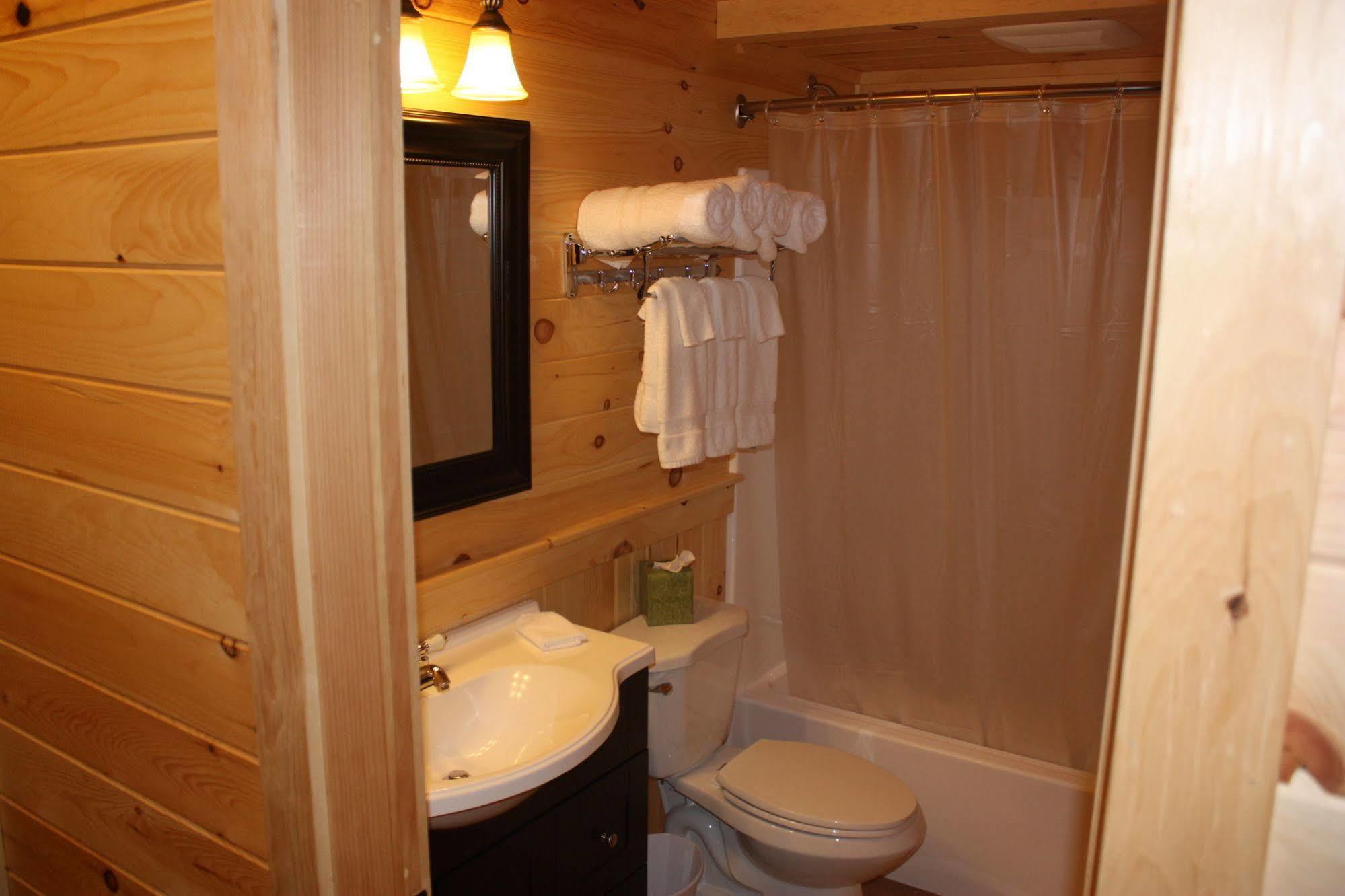 Lake Parlin Lodge & Cabins West Forks Buitenkant foto