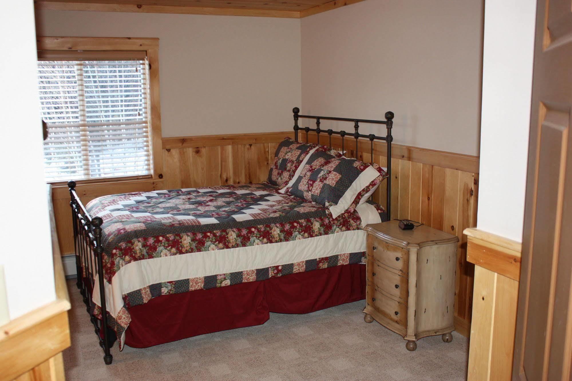 Lake Parlin Lodge & Cabins West Forks Buitenkant foto
