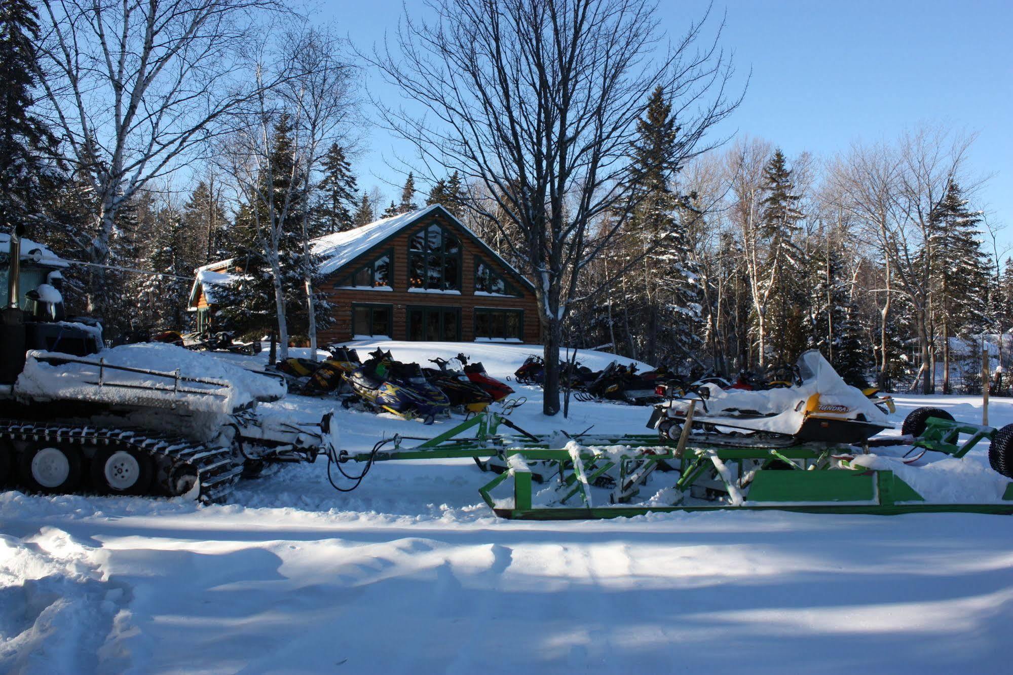 Lake Parlin Lodge & Cabins West Forks Buitenkant foto